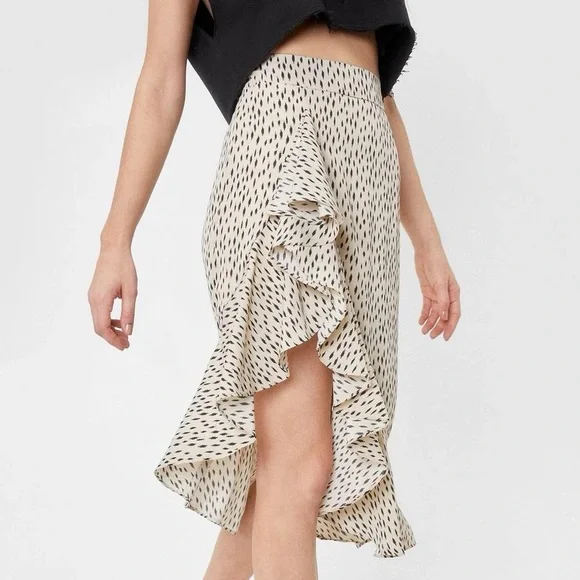 New Nasty Gal Ruffle Skirt - Picture 3 of 6